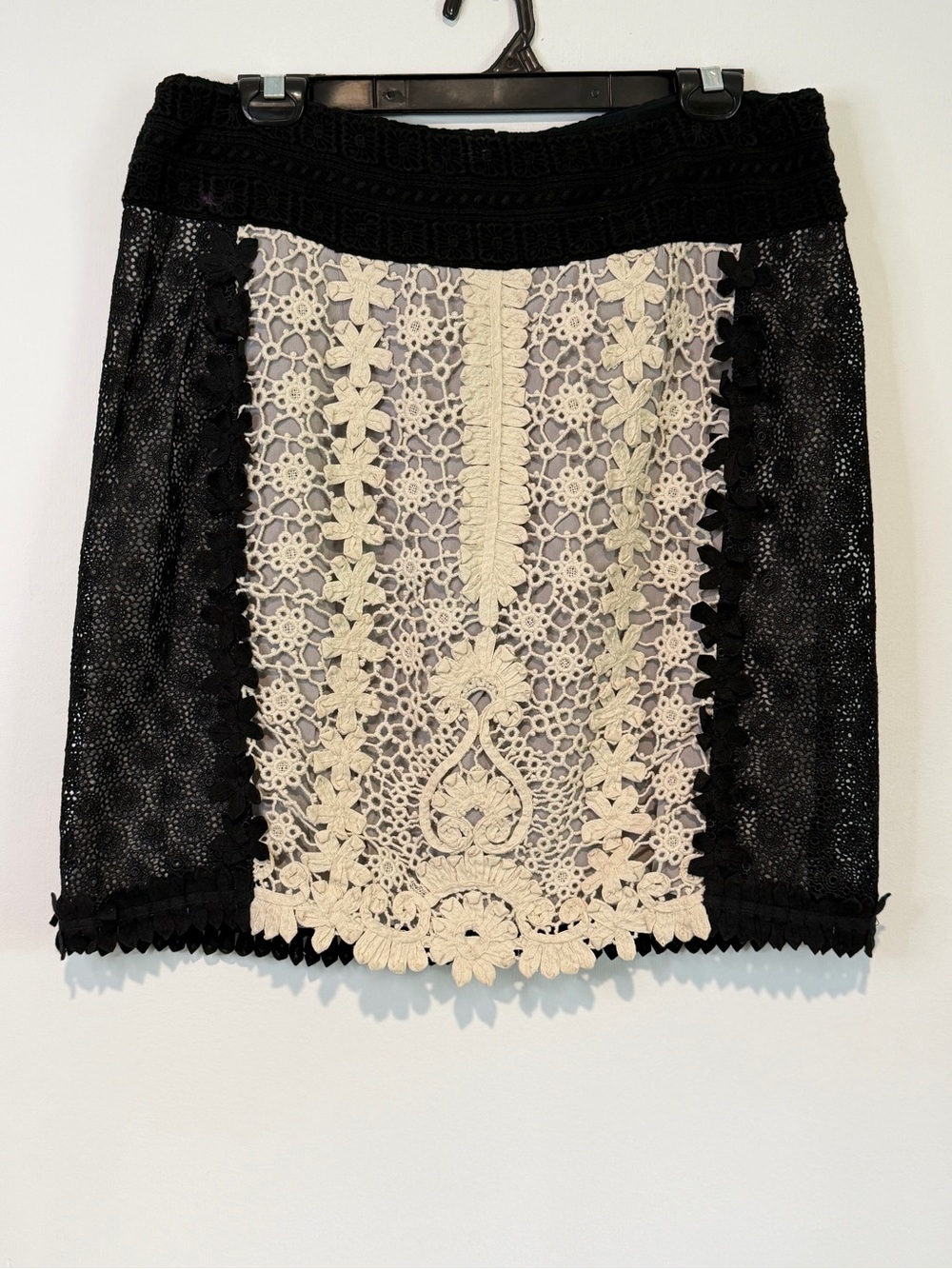 Anthropologie Leifnotes Lace Crochet Patchwork Mini Skirt Size 12 Black Ivory
